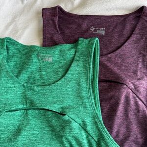 Arie workout top